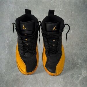 Jordan 12 Retro black and yellow university gold basketball shoes Size 7